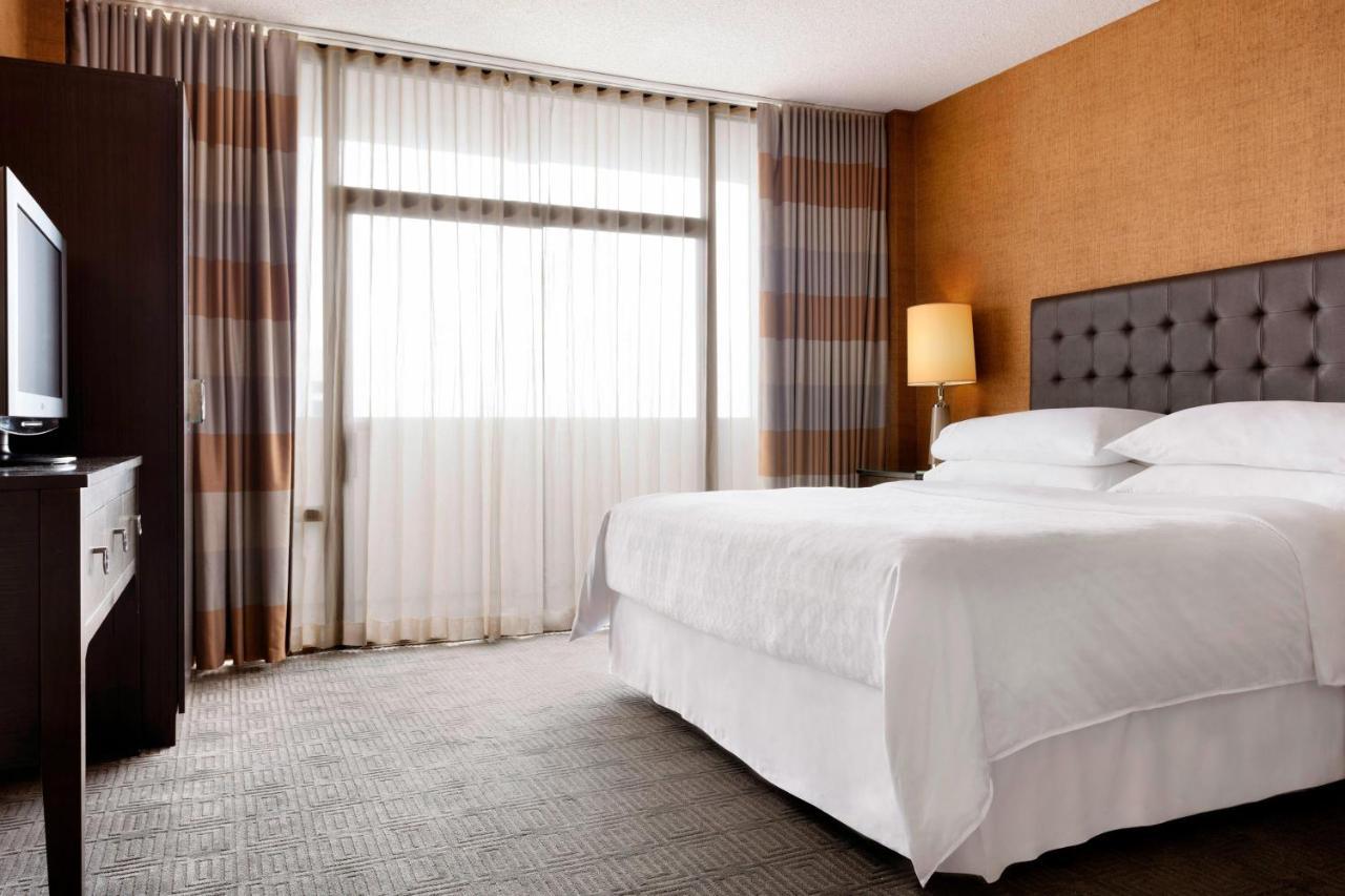 Sheraton Charlotte Hotel מראה חיצוני תמונה