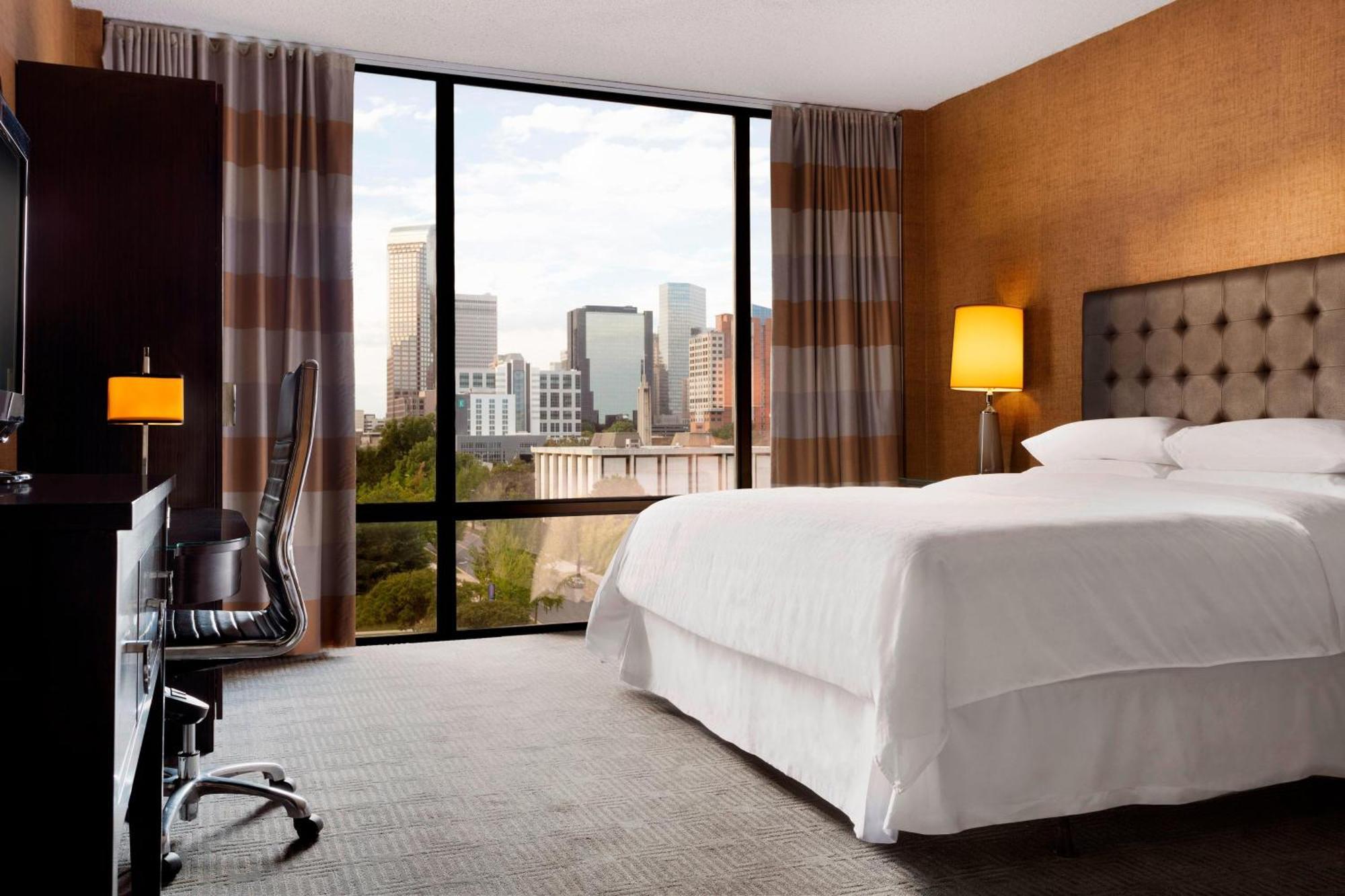 Sheraton Charlotte Hotel מראה חיצוני תמונה