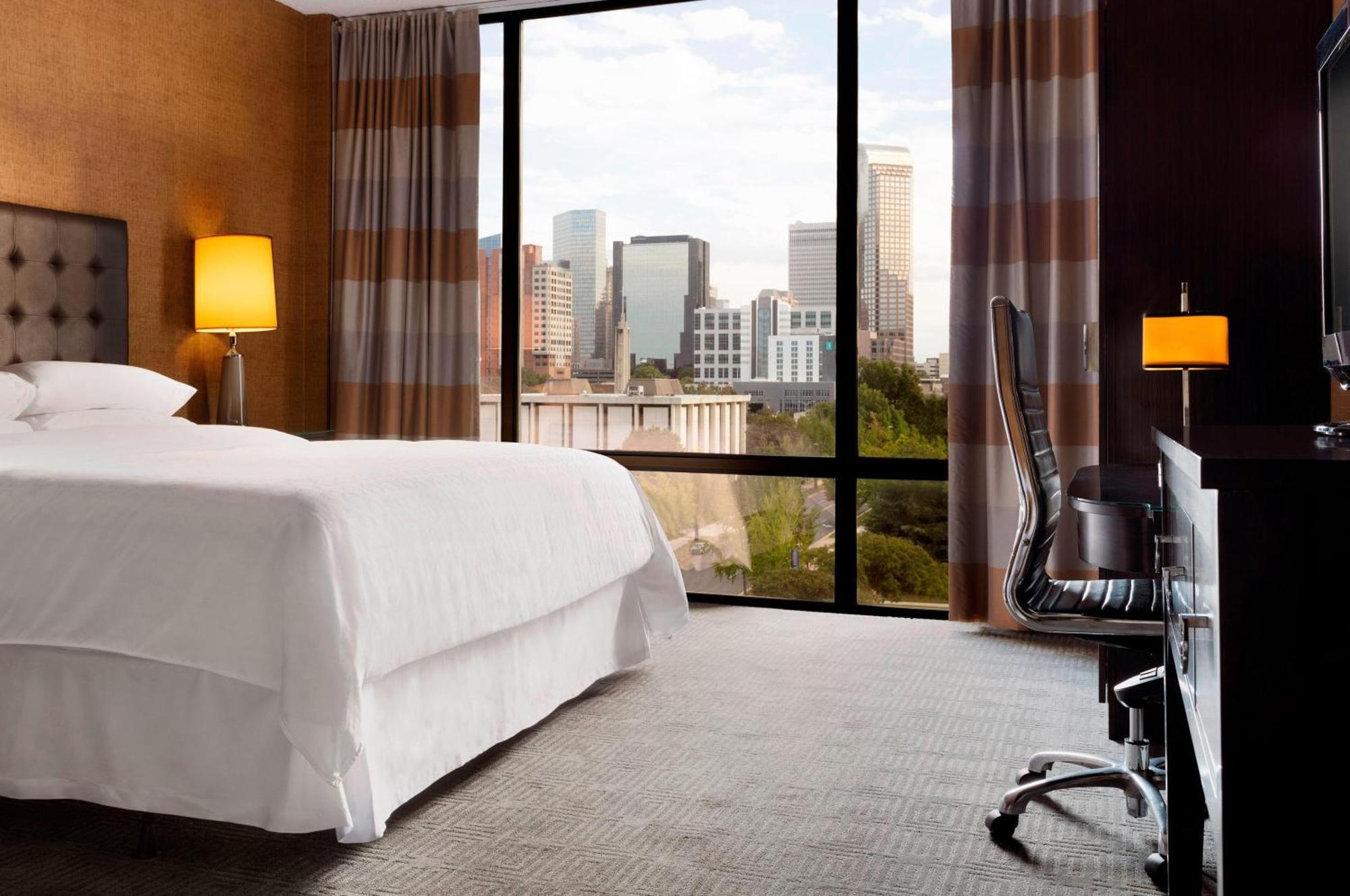 Sheraton Charlotte Hotel מראה חיצוני תמונה